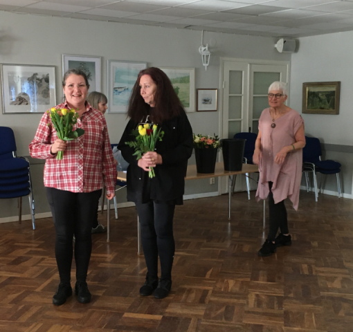 Blommor till instruktörerna Anna och Inga-Britt