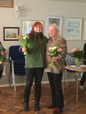 Blommor till instruktören Carina med ängeln Julia