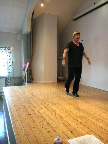 Carina lärde oss dansa Canadian Stomp