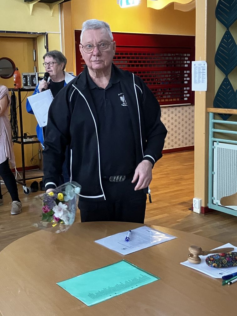 Årsmöte_2026_6 Tack till Lennart för snabbt årsmöte